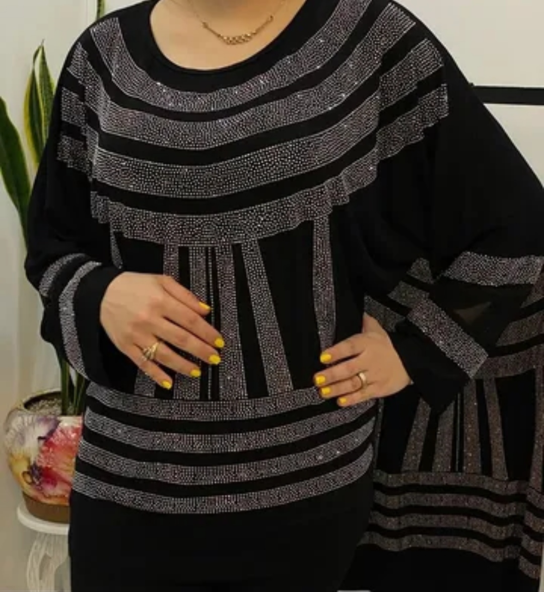 بلوز مجلسی وارداتی مشکی سایزبزرگ