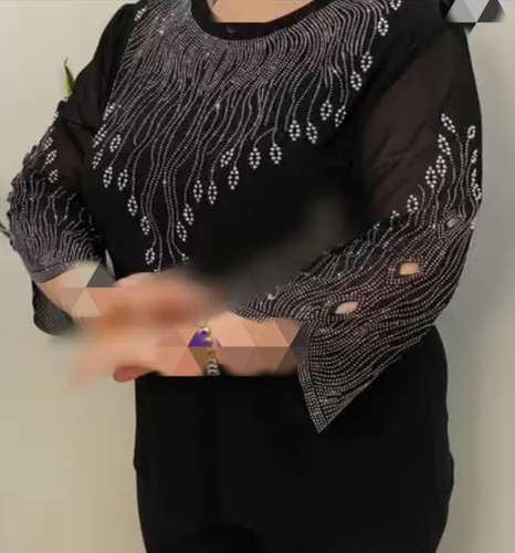 بلوز مجلسی وارداتی طرح اشک سایزبزرگ